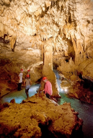 Une grotte sous la ville ! - Grotte Célestine de Rauzan - Journées du Patrimoine 2022
