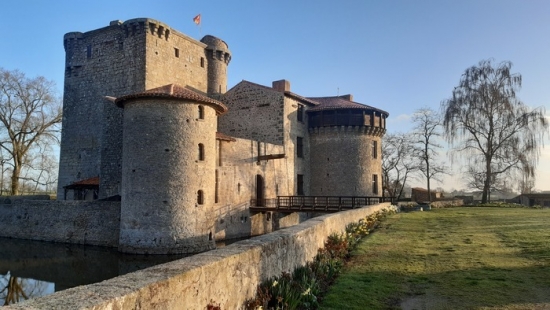 Découverte d'un château fort du XIVe siècle - Journées du Patrimoine 2022